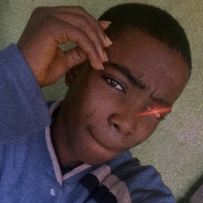 smallola85's profile picture. NO BIO 💔