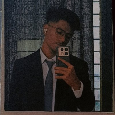 adarsh_4957's profile picture. 18 | Becoming dev