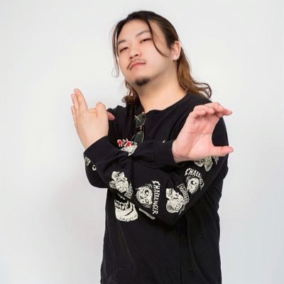 自称期待の大型新人!スロマガ攻略ライター🍚/番組を持ちたい。夢はいつか必ず叶う🌈/#地下アイドル、#KAZ、#コレリス、多趣味です。記事サイトは下記から👇