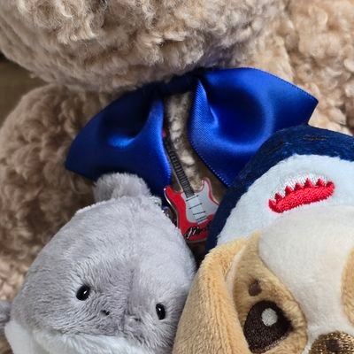 macanthejk's profile picture. We love WE🎸🦈
LYKN🐺
GMM🫶