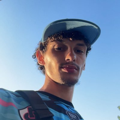 Streamer Twitch Axiked🎥 | 🇫🇷 x 🇪🇸 | Discord in bio look😉 @VALORANT @Rainbow6Game