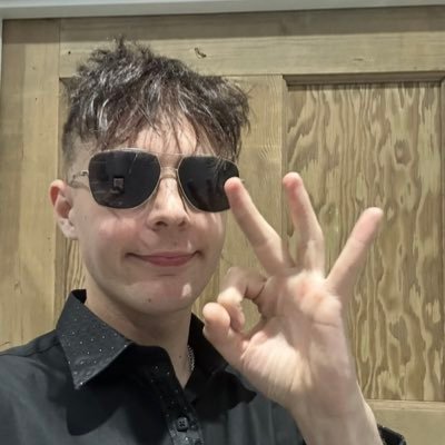 Reck0nr's profile picture. psych ward