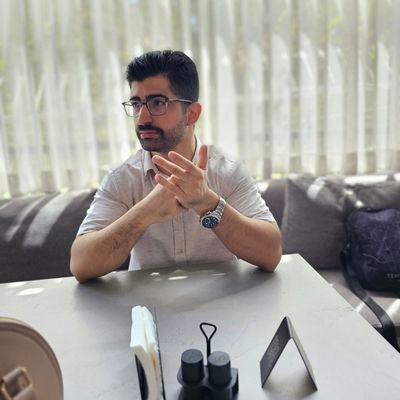 پوست موست زیبایی ، حتی لیزر
. پیج اینستاگرام مطب هم اون پایین گذاشتم