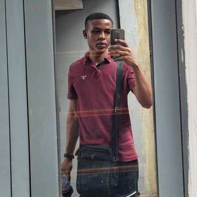 don't take me seriously on this app 😂 God is king 🌟 🌈