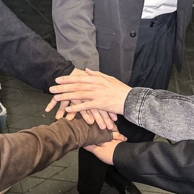 jooanhlofer99's profile picture. army. moa. bbyfeat.