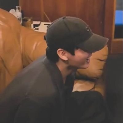 19jungkook_97's profile picture. 