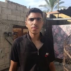 Peace be upon you, I am Fadi from Gaza. I live with my family of 8 people. We need a tent to evacuate from northern Gaza. Please help me. 🚨🎴🙏
