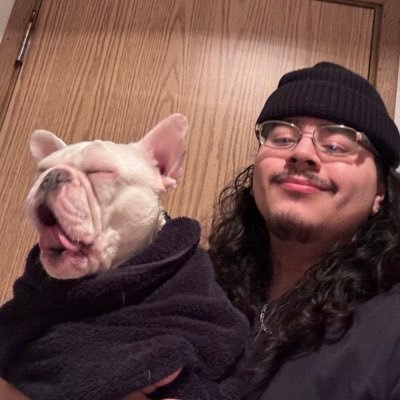 nohoeschristian's profile picture. 