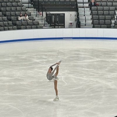 23 | #1 rep stan| straight | UMass alumni 👩🏻🎓 | figure skater & fan | Swiftie