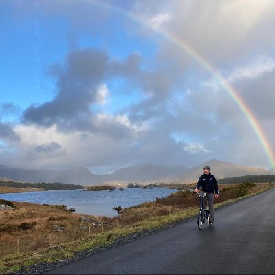 Maths, Gaeilge, camáns, camógs, iománaíocht but mostly tweet about bikes and liveable streets. usually puzzled. Here to argue for misrepresented pres candidate