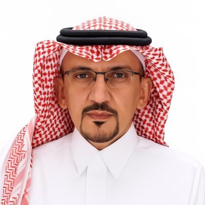كاتب وصحفي، شاعر يعشق الكلمة وينبض قلبه مع المستقبل.. سعودي يعشق تراب وطنه🇸🇦 .. الفكر أولاً قبل كل شيء، والتعليم يصنع المستقبل!