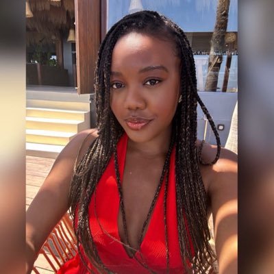 VictoriaOyinda's profile picture. Building The Daily Influence, launching soon.