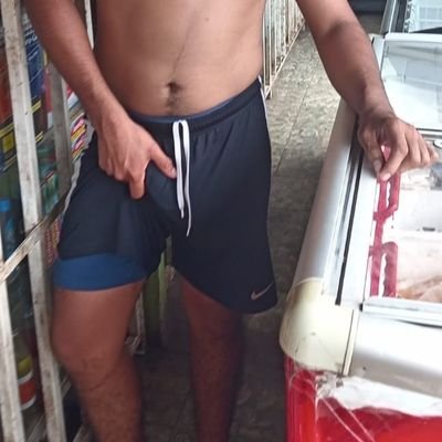 Z3usAdonis's profile picture. Tócame donde sabes que me pierdo y hazme olvidar el mundo.

Tengo ganas de descubrir qué tan travieso puedes llegar a ser.
🥵🍆💦🍑