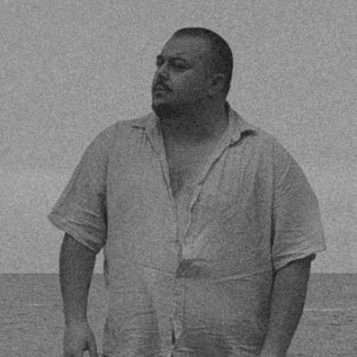 (he/him) Ateo, maricón y rojo. Rebobinando en YouTube, haciendo radio por ahí y fracasando estrepitosamente en ser un adulto funcional.