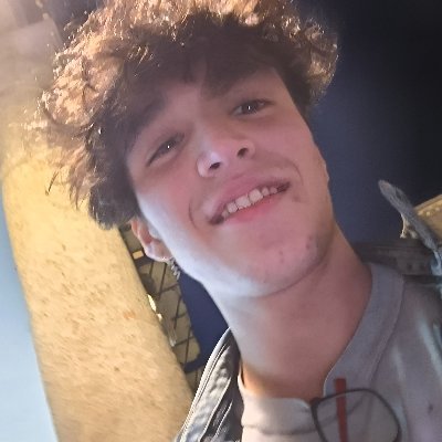 karlos_vass's profile picture. 2004 🇪🇦🇦🇹
La verdadera generosidad hacia el futuro consiste en entregarlo todo al presente
Fuerza antes que debilidad

Github: https://t.co/agJkOEd6Tc🚀