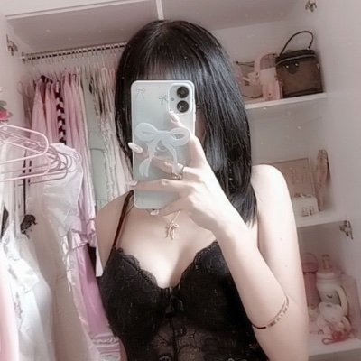 ⪩⪨﹒ 𐙚Holi soy sami, apenas cumplí 18, soy filipina x peruana, si respondo los Dms 🤍 ⪩⪨
