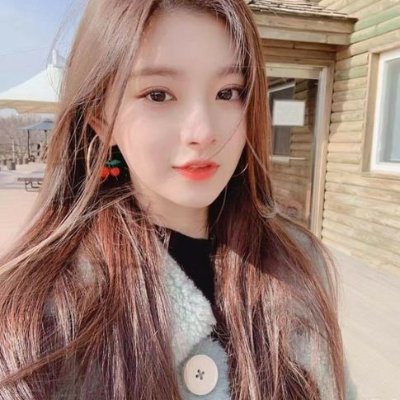 BellaBrown99975's profile picture. 