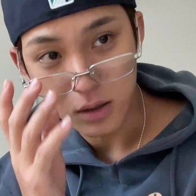 ㅤ she/her, 24y | °• i always talk about seventeen. just about them. because everything is about them! 🫀 •° ㅤㅤㅤㅤㅤㅤㅤㅤㅤㅤㅤㅤㅤㅤㅤㅤㅤㅤㅤㅤㅤ