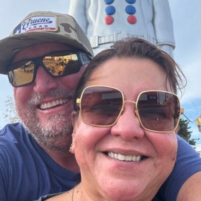 gumip's profile picture. Love me when I least deserve it...because that’s when I really need it...