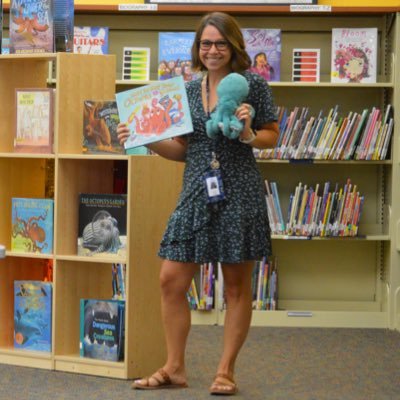 Library Media Specialist 🐯 SLJ reviewer 📚
