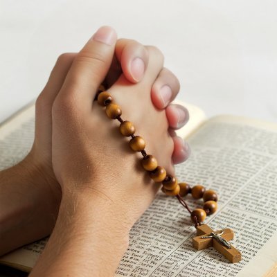 ✝️ Mi fe es la base de mi vida. Aquí comparto oraciones, reflexiones espirituales y momentos de paz. Que podamos apoyarnos mutuamente en
#Católico#Oración#Dios