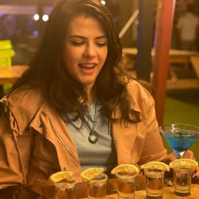 Biraz özgeçmiş, biraz hayat felsefesi, biraz da gereğinden fazla sevilen kavram ve emojiler...