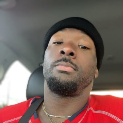 Kinda funny ⚡️Boxing & Football Enthusiast⚡️Graduate of @VillanovaU University⚡️30+twitter⚡️Former D1 Athlete⚡️#ravensflock