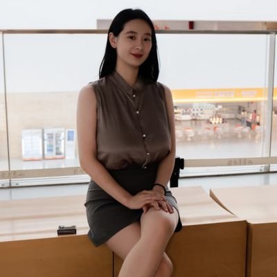 本人性别男，爱好女/
最爱的女神是徐丛丛/
专注于分享丛丛女神/
欢迎大家一起爱上她❤️