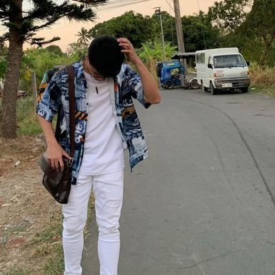 rijelos's profile picture. suka jalan-jalan