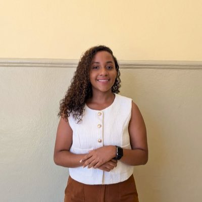 Servidora Pública. Lic. en Psicología. Comprometida con el bienestar y la educación psicosocial-emocional.