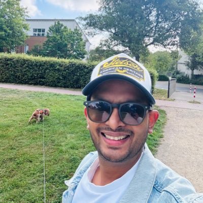 Workout Time (sometimes) 🏋️ 7-8. Software Architect 9 - 5 👨💻. Family time 6 - 9 🧑🧒🧒. Indie Hacker 9 - 11👨💻. Building https://t.co/IcMFzSaxoM