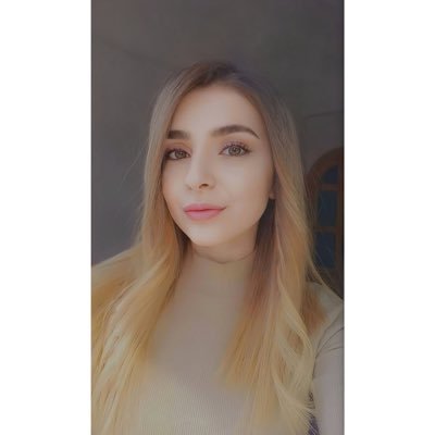 beyzayaziici_'s profile picture. 