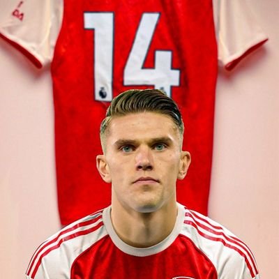 (Fan account) Latest updates, @Arsenal talk and lifetime Gooner . North London Forever 🤍❤️ . DM 💌