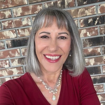 Health care marketing, communications & PR. Saving lives one comma, period and promo item at a time. My tweets belong to me!