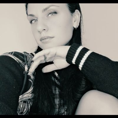 ~Luxury is my language, submission is yours~Power isn’t requested, it’s taken~Obey or be forgotten~https://t.co/kK1NpUuh17
