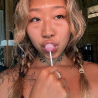 Kitty (@peanutshoney) 's Twitter Profile