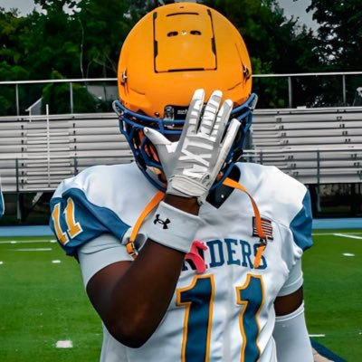 C/O ‘29|5’9|185lbs|3.5 gpa| 3 sport ATH| Attend CRHS | ig @laylow.chuck| email charlessullivan930@gmail.com| coach email shaun.strickland@cr.k12.de.us|