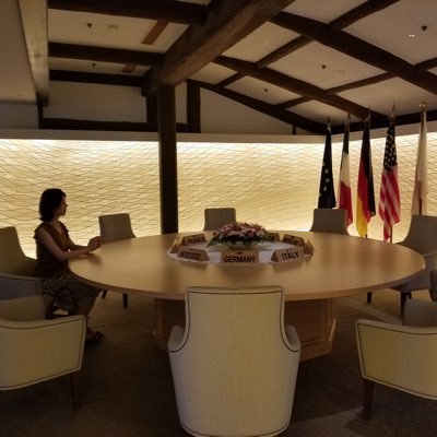投資歴20年超の中年投資家👨💼 FIREを夢見て、米国株&日本株で日々奮闘中🔥握力が弱くエヌビディアでFIREし損ねるも着実に資産を積み上げもうすぐ出口🚀 「これは資産形成のヒントになる!」という株ネタを発信します。