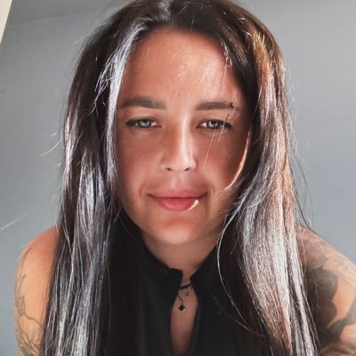 Web3 Legend 🌟
Testnets, art, code. Not just a crypto girl, but one that will turn your world upside down!