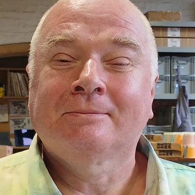 Daniel @SandarsDTM, Past Toastmasters District 71 Director & VP Membership of Northampton Speakers #WeAreToastmasters #PublicSpeaking & I like #Photography