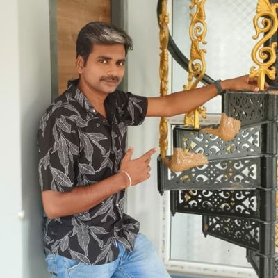 daddy_of_angell's profile picture. ‘பட்டினி கிடந்து பசியால் மெலிந்தது
பாழ்பட நேர்ந்திடினும்
கட்டி இழுத்து கால்கை முறித்து அங்கம்
பிளந்து இழிந்து துடித்திடினும் பொங்கு
தமிழை பேச மறப்பேனோ…’,