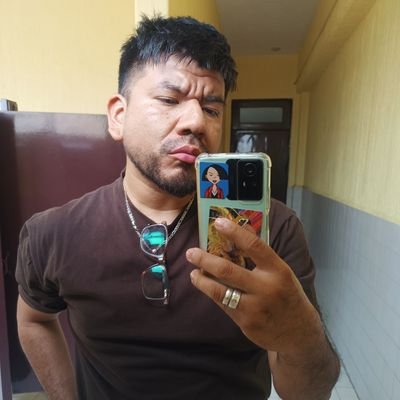 el Maki Hernández 🍂 Profile