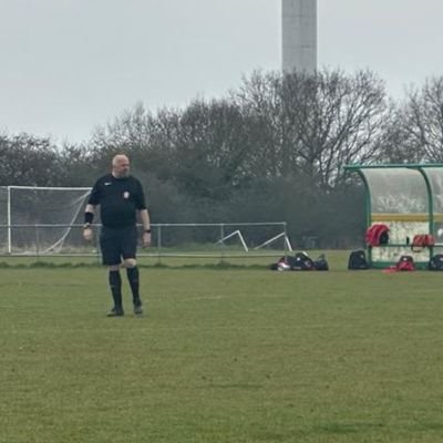 FA Level 7 Referee ⚽ | Into my 2nd season on the pitch | New England Patriots 🏈 fan | Always learning, always improving.
