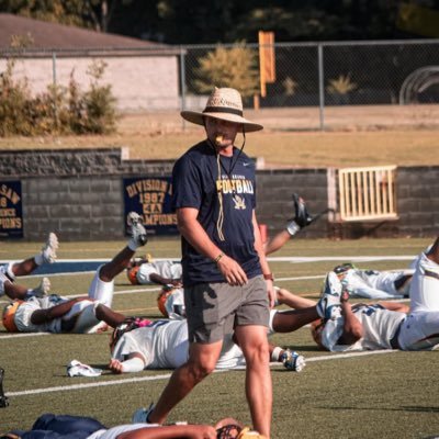 Wide Receivers/Pass-Game and Recruiting Coordinator + Head Track Coach at Olive Branch High School #OBPride #RTP ⚔️