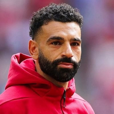 DC fan | Liverpool FC ❤️ YNWA | follow me if I make you happy or angry 😁 Mo Salah bot