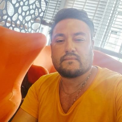 sevgi herşeyin anahtarıdır ve paylaştıkça çoğalır

BEŞİKTAŞ.JK 🦅