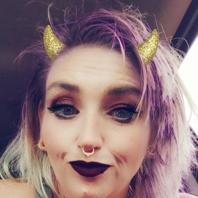 LIVE STREAMER
BADASS PERSONALITY
420 FRIENDLY
OPEN MINDED
TAKEN