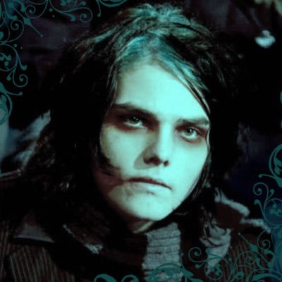 “I’ll never let them hurt you, I promise” | 15 | he/they | hopefully musician | PTV + MCR enjoyer