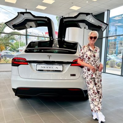 CEO- spaceX 🚀 Tesla 🚖 Founder- The Boring Company Co-Founder X