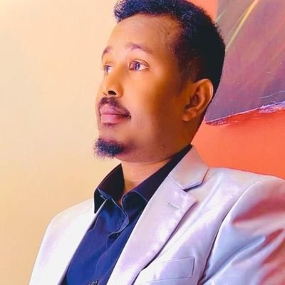 Kun la dirira idinkoo konton ah weydun kaafiye'e
❤🖤💚
Ka faa'iidaysta karaamada ahlu baytnimada.